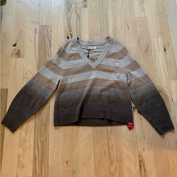 nadaam Sweaters - NWT NAADAM Dip Dye V-Neck Wool Cashmere Brown Stripe Sweater Size S
